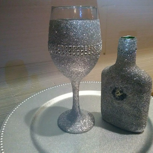 Meet your Posher, Ricky - Picture 3 of 8